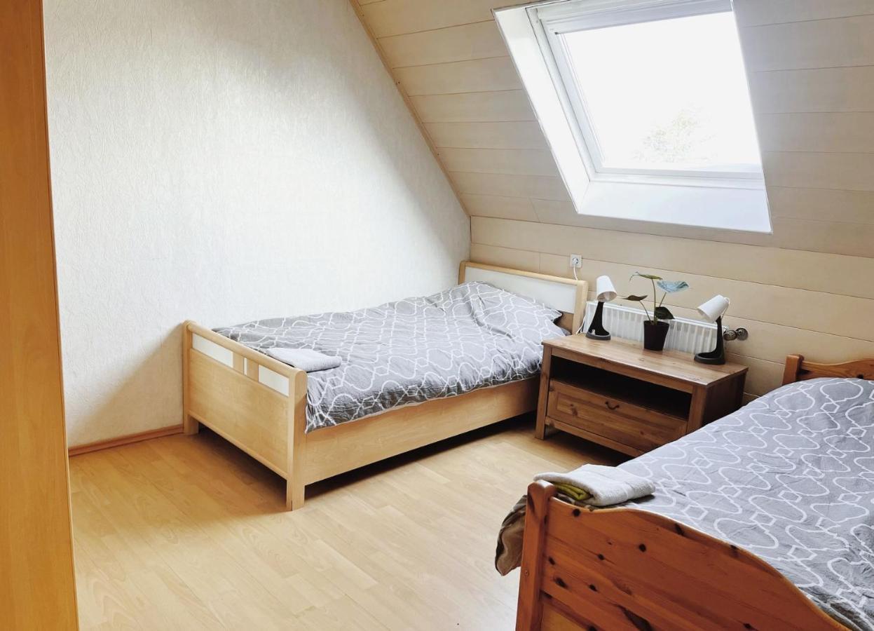 Messezimmer Laatzen 30880 Hannover Bagian luar foto